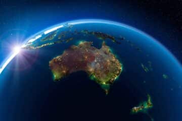 Nascer do sol sobre a Terra destacando a Austrália vista do espaço.
