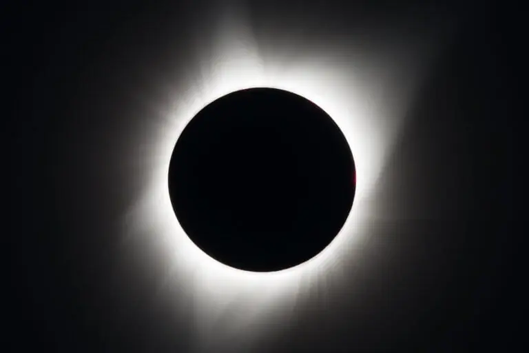 O último "Grande Eclipse Solar Americano", esta foto é de 2017, no Oregon.